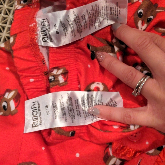 Red Rudolph the red nosed reindeer pajamas - Picture 5 of 7